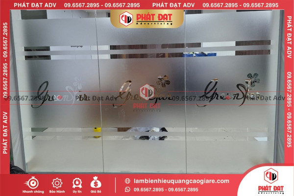 Tư vấn mẫu mã, báo giá chi tiết cắt dán decal mờ